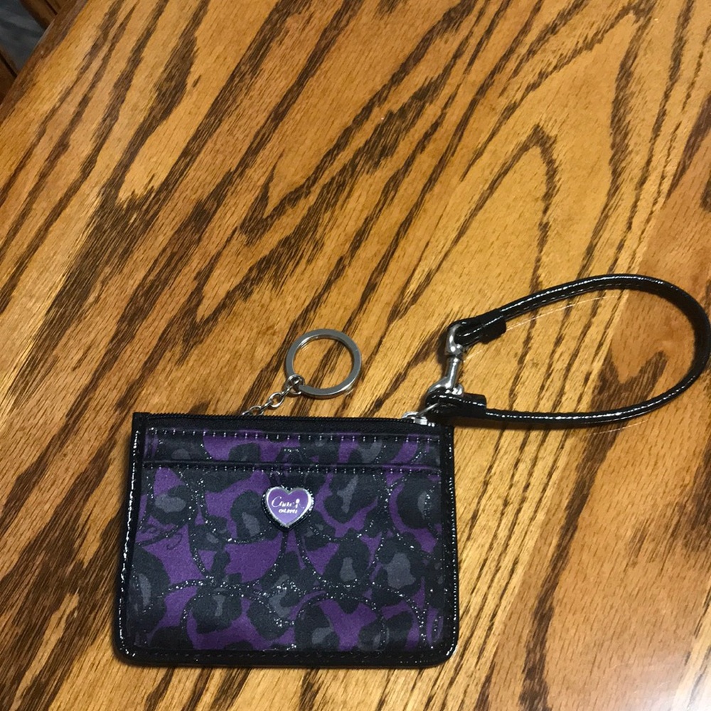 Coach ID wallet